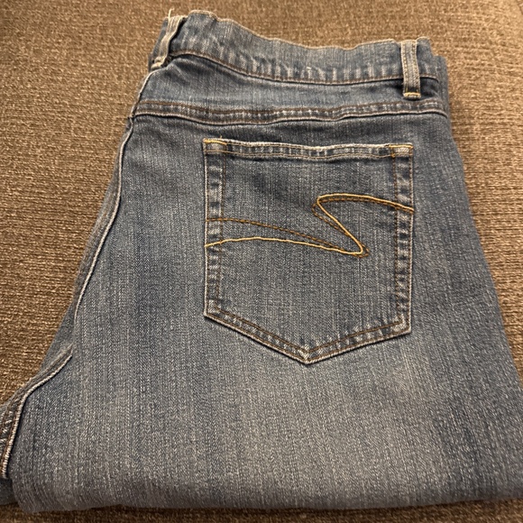 TINT jeans - Picture 1 of 6